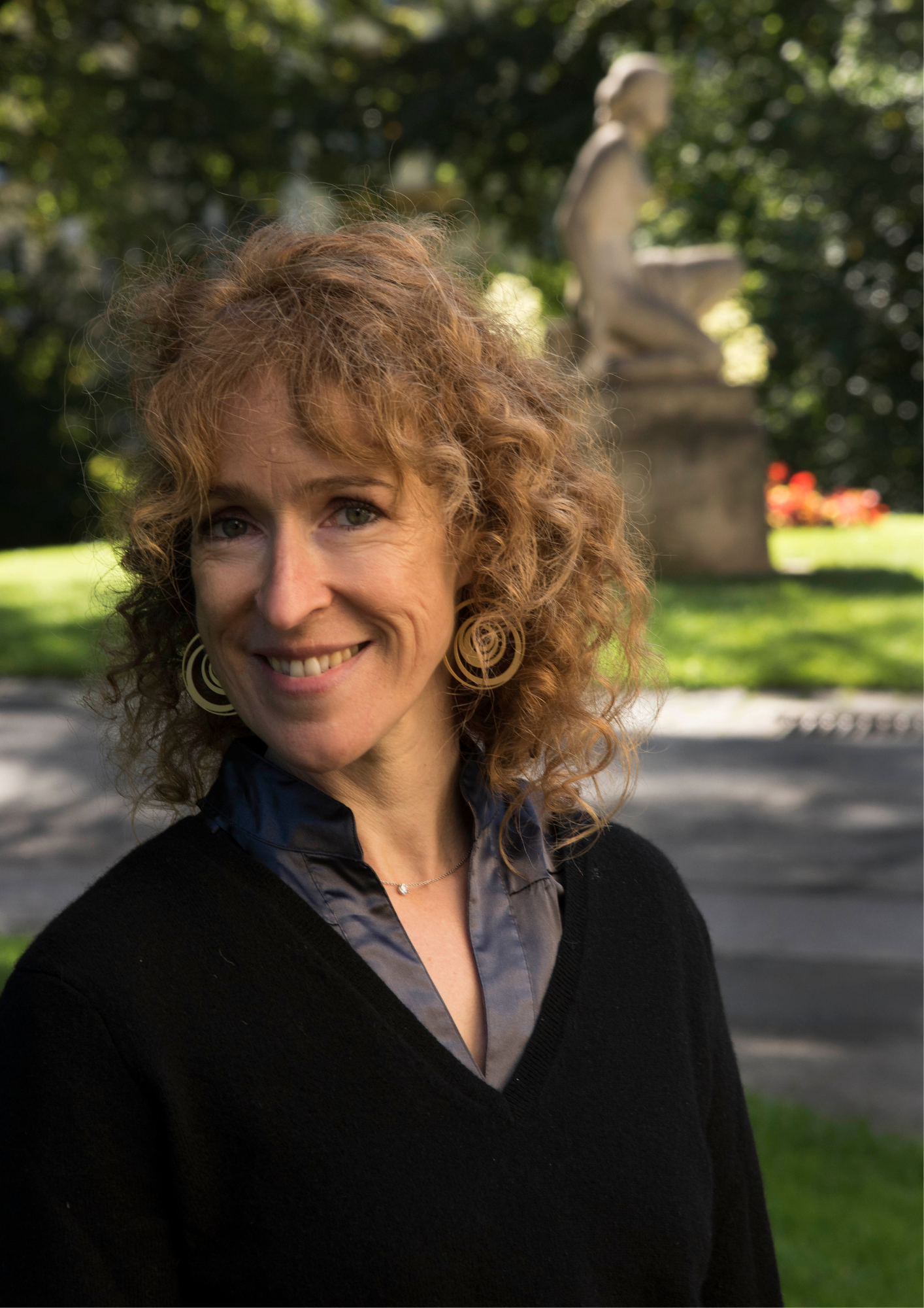 CLAIRE GENOUX